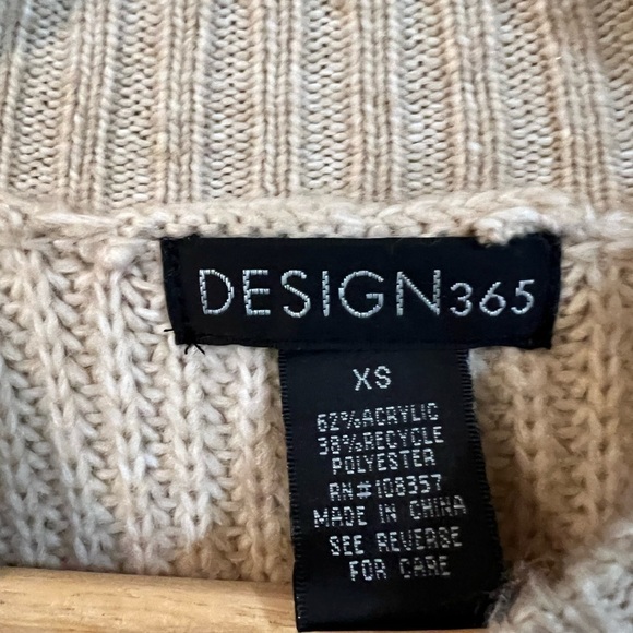 Design 365 Cable Knit Dropped Shoulder Sweater Fringe Trim Crew Size XS - Picture 4 of 5